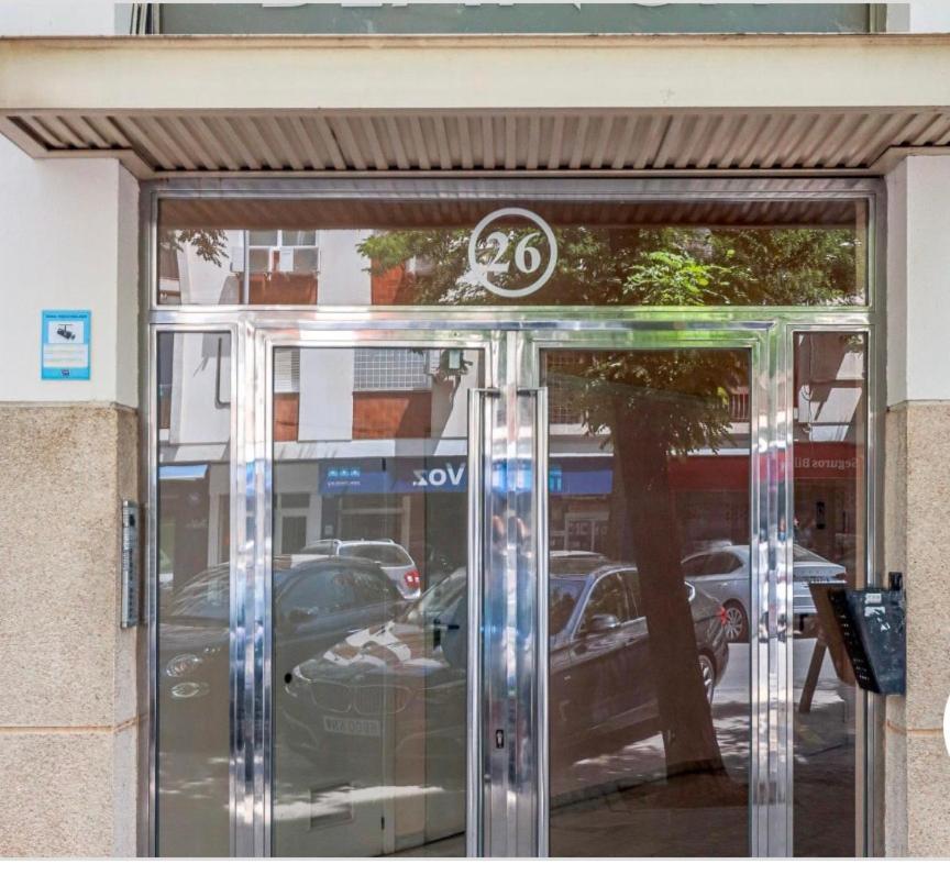 Exclusivo Duplex Con Terraza En Sevilla Екстер'єр фото